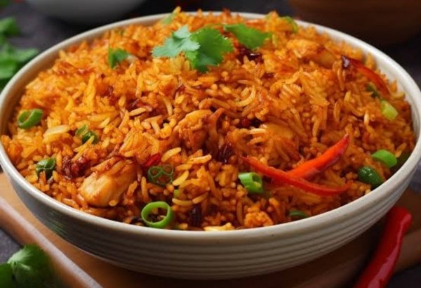 Schezwan Chicken Fried Rice